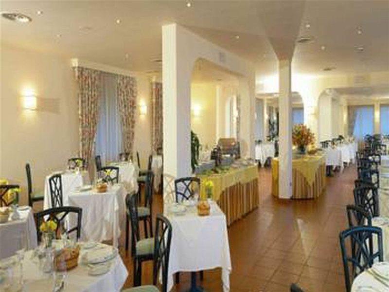 Hotel Caparena 4*